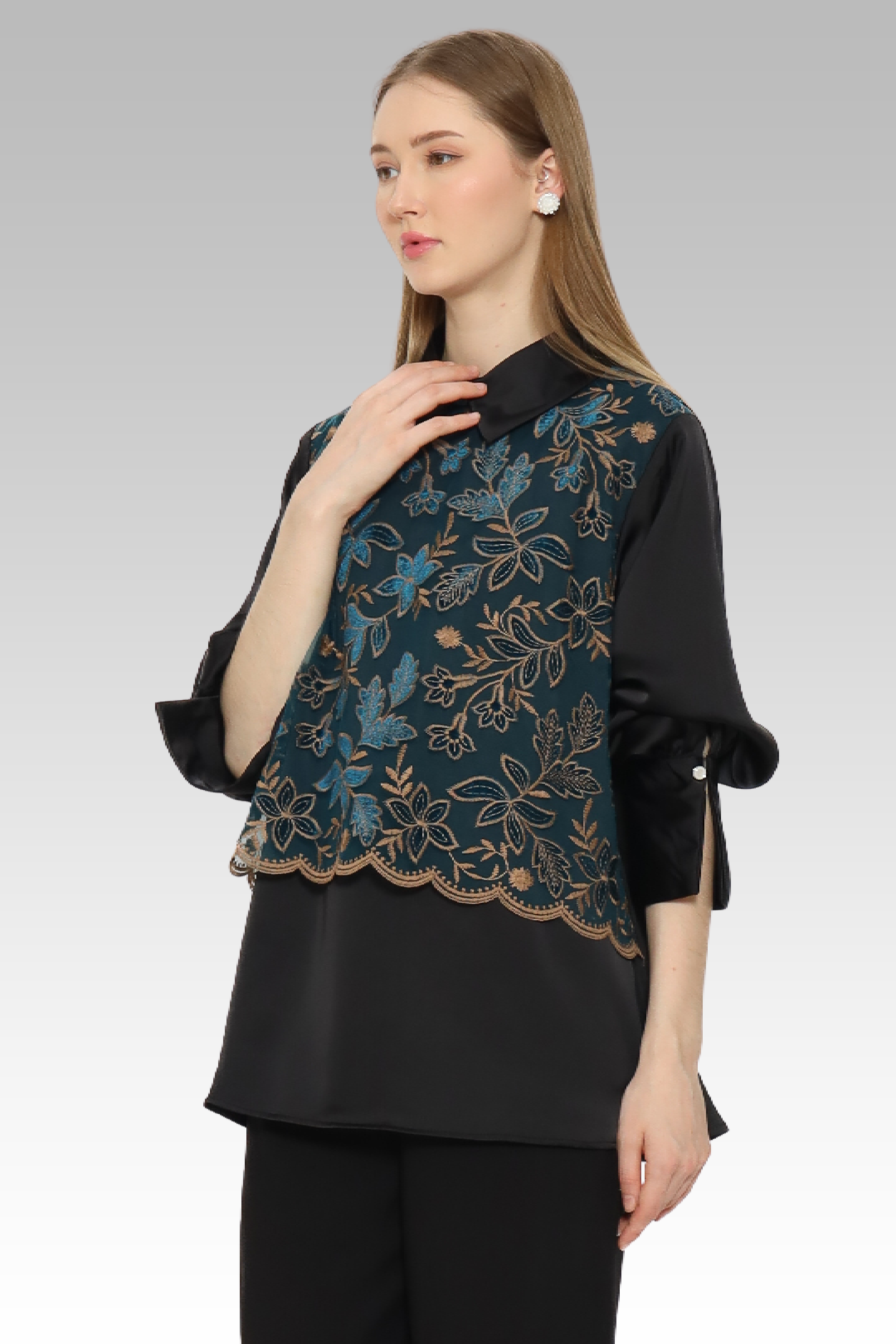 ME / Rajut Silk Top