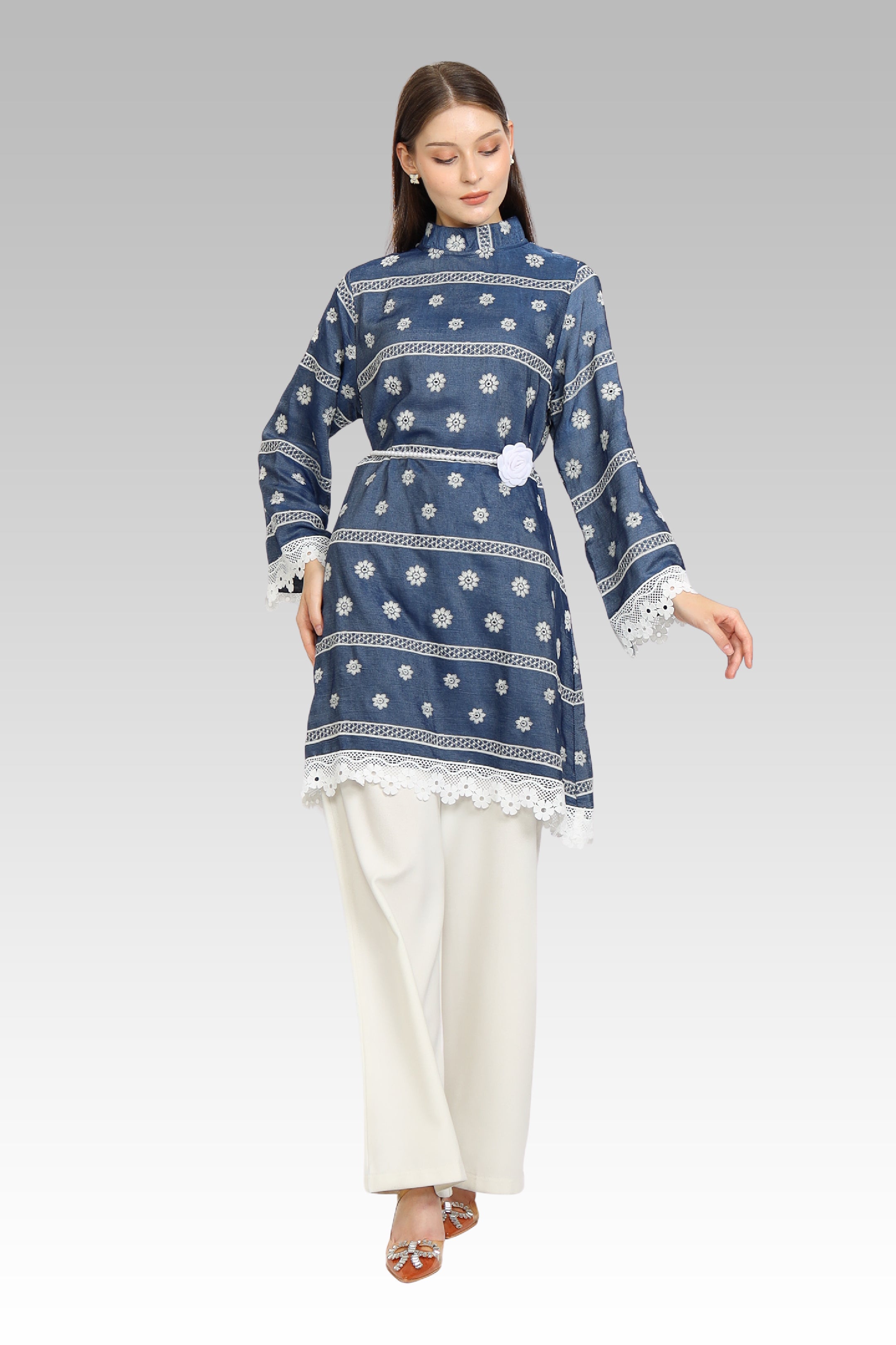 ME / Nierra Tunic