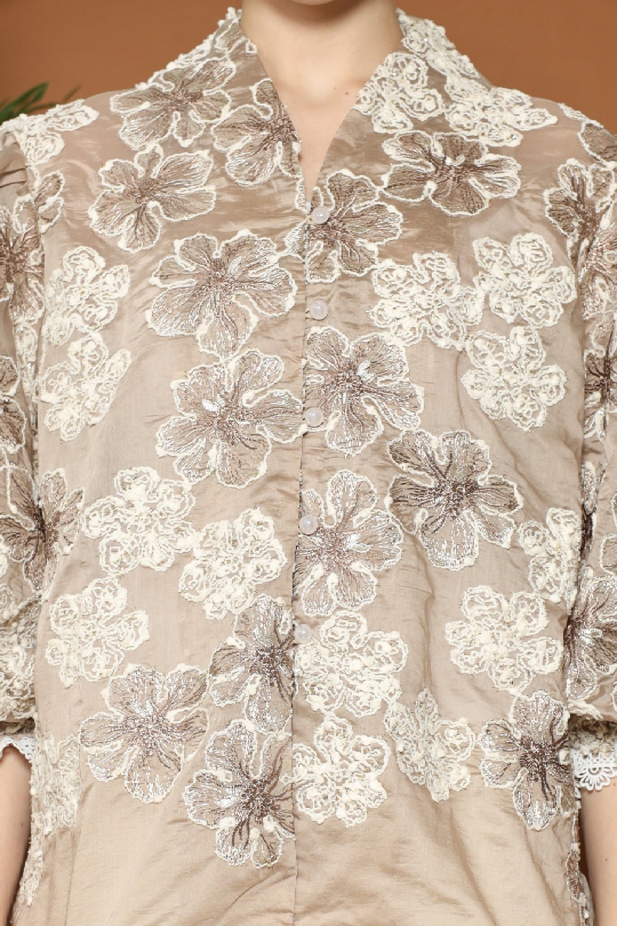 #color_taupe