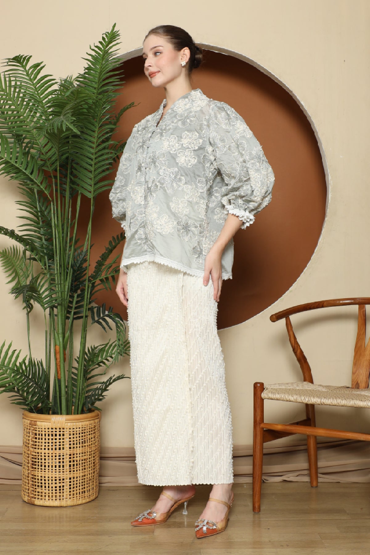 AT / Lunnaira Top