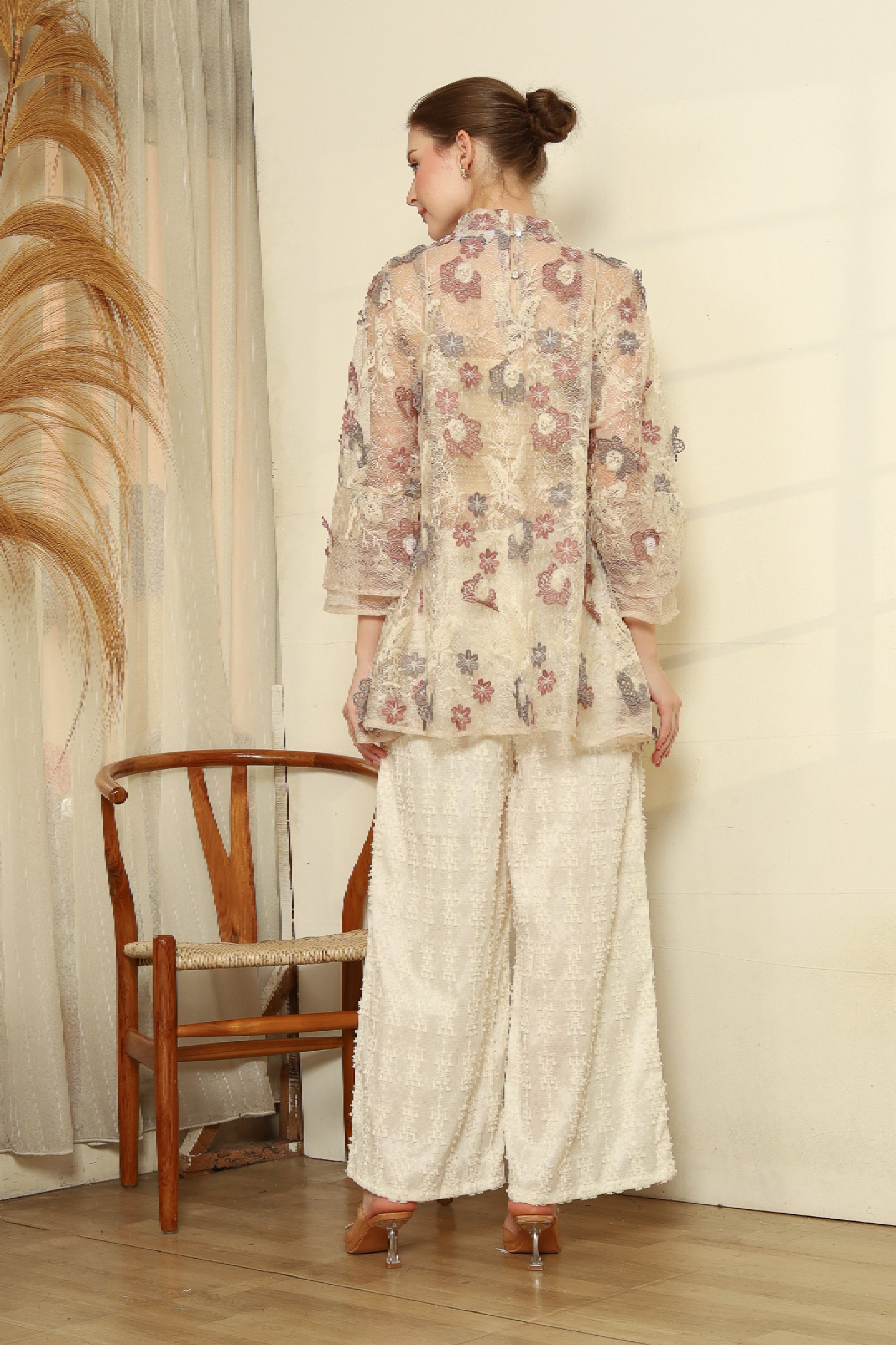 AT / Adelia Top