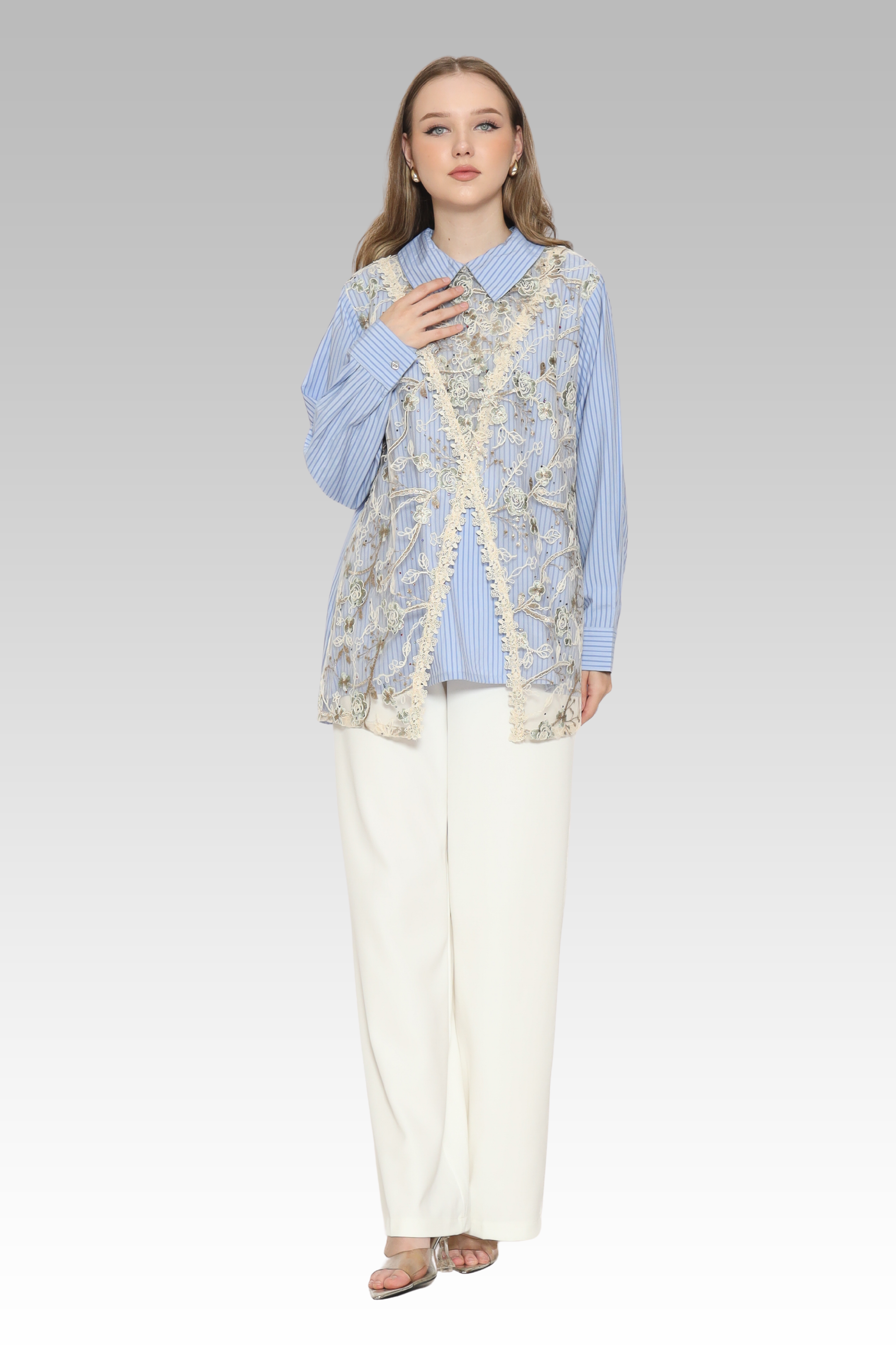 ME / Tulle Renda Top