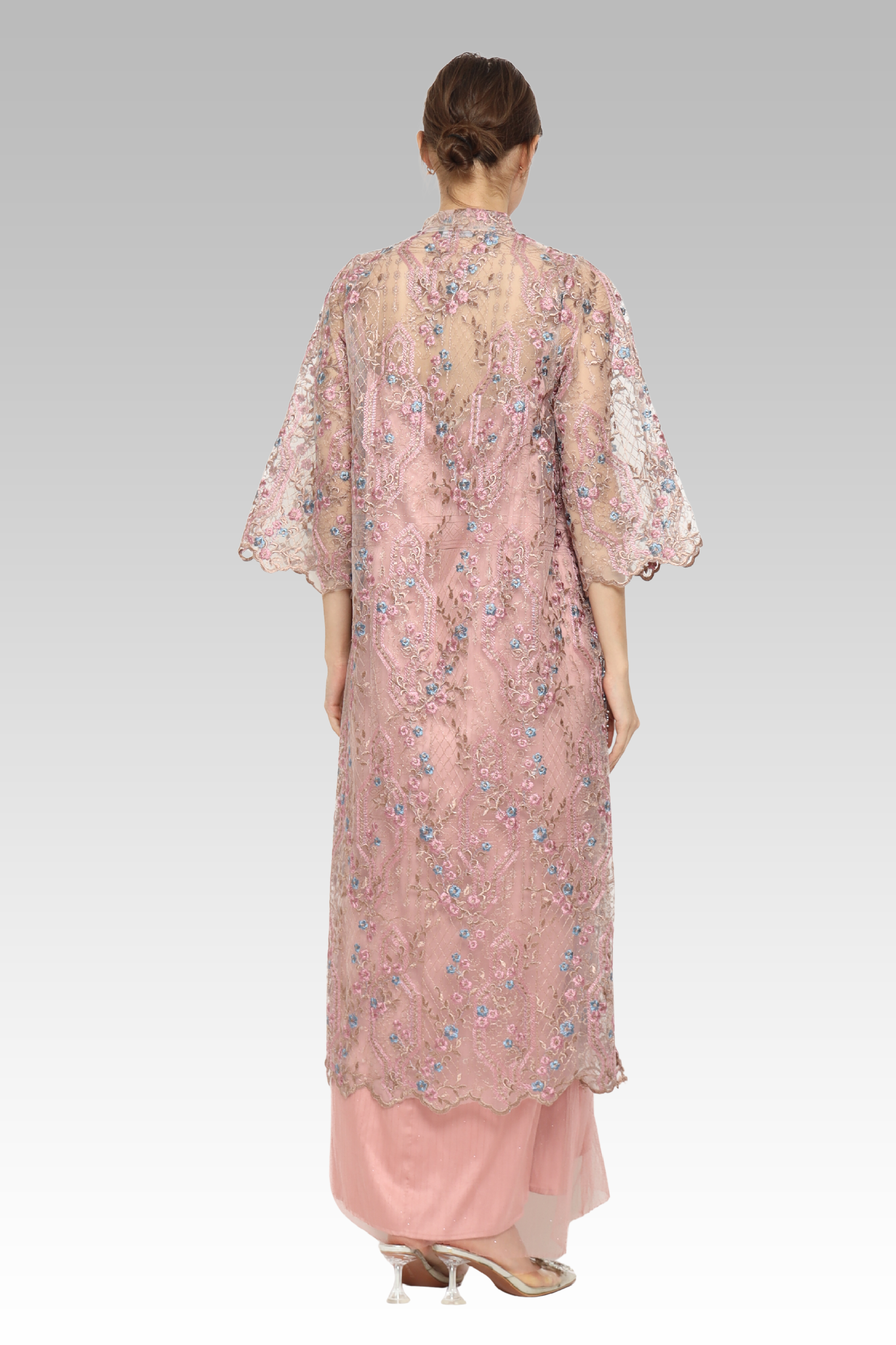 FM / Amoura Lace Outer