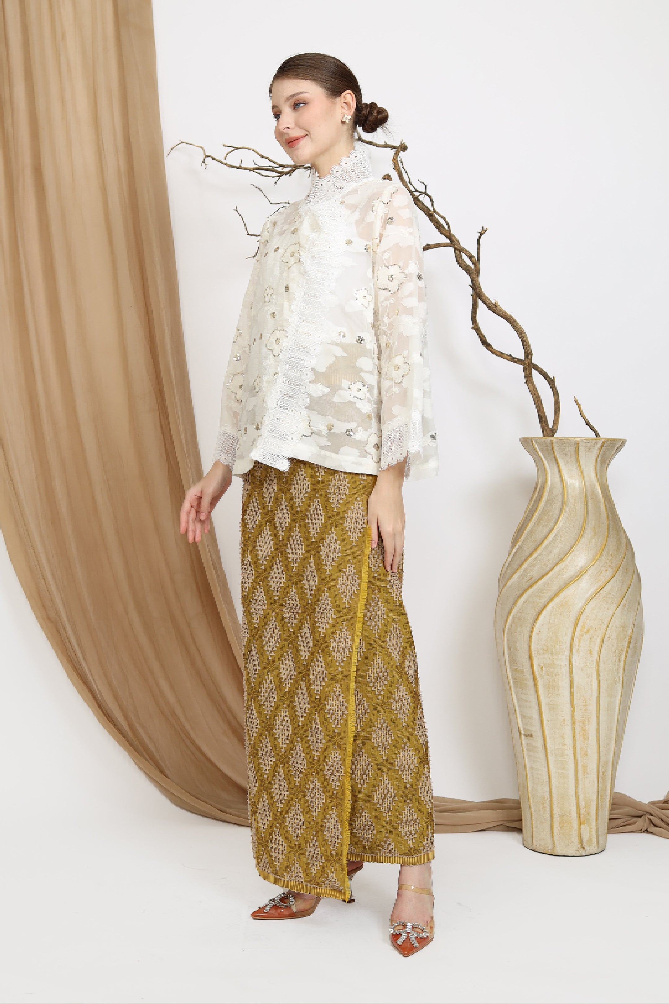 AT / Rosabelle Blouse
