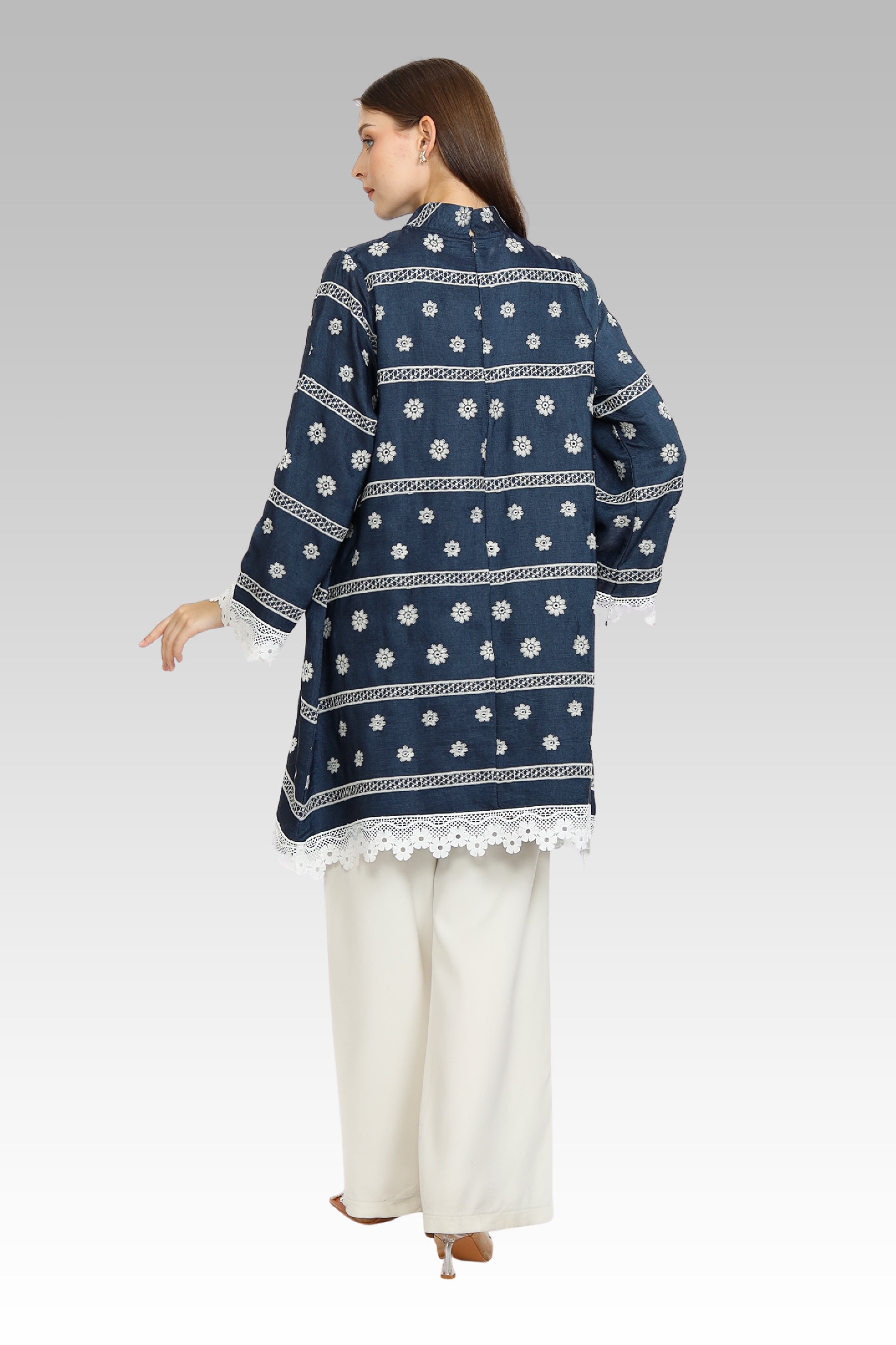 ME / Nierra Tunic