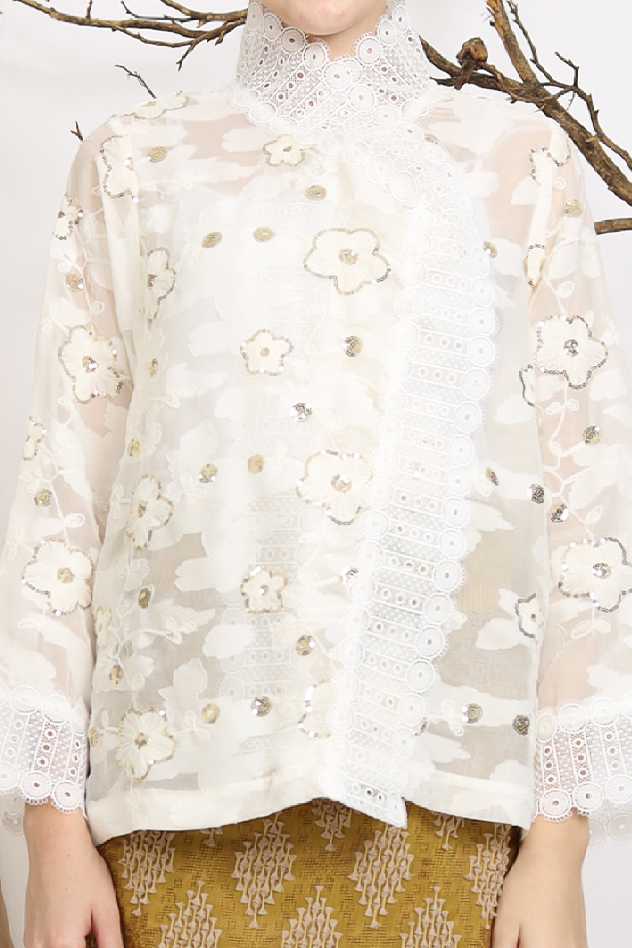 #color_ivory