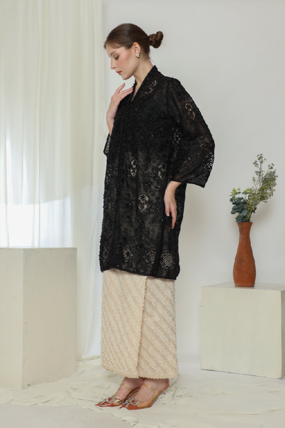 AT / Lumea Outer